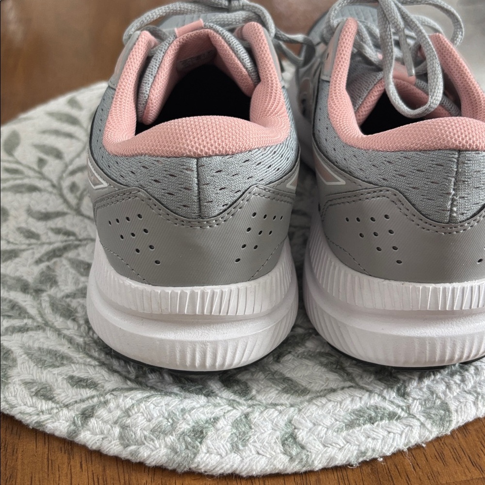 Ladies ASIC sneakers - Picture 5 of 8